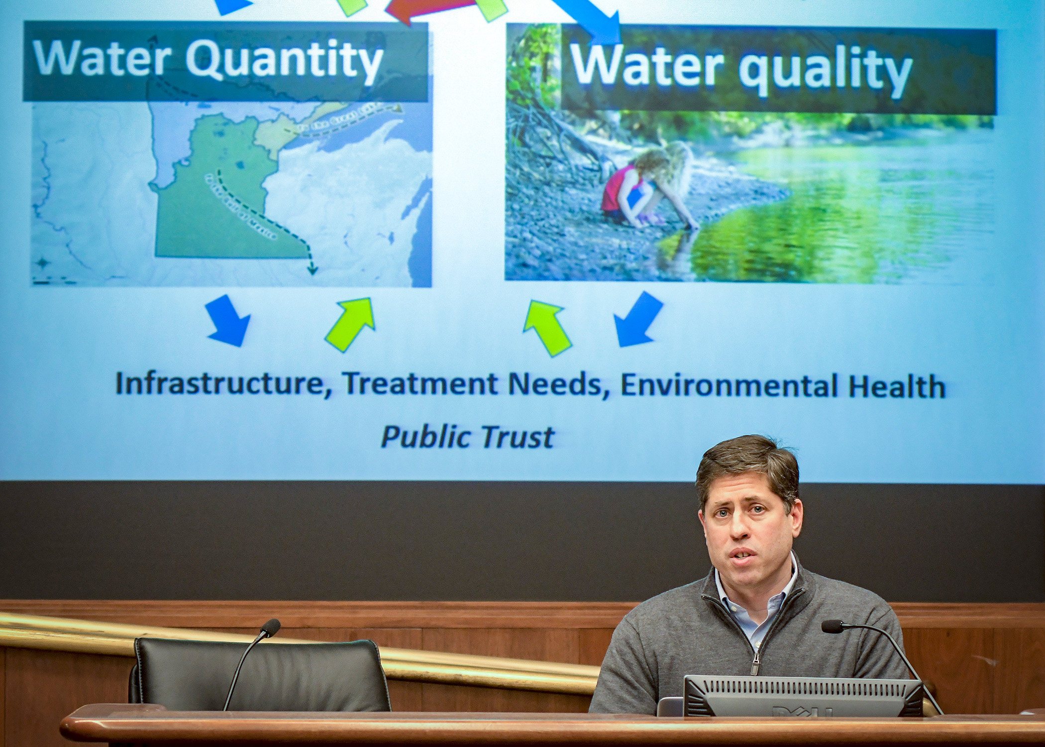 University of Minnesota professor Bill Arnold makes a Jan. 28 presentation to the House Water Division on water issues facing the state. Photo by Andrew VonBank